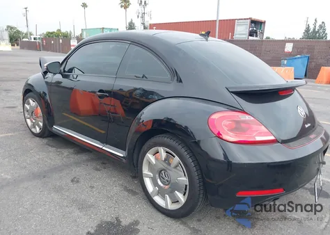 2013 Volkswagen Beetle 2.0T Fender Edition z USA, uszkodzony, nr VIN 3VWVA7AT8DM635648